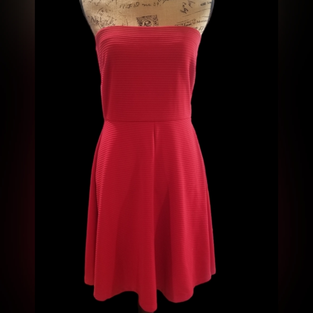 The Limited red strapless dress Size M